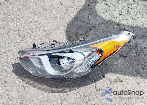 2013 Hyundai Elantra Gt z USA, uszkodzony, nr VIN KMHD35LE0DU114149